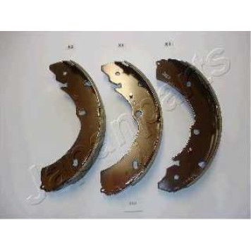 Комплект тормозных колодок задний для ISUZU D-MAX(8DH) <b>JAPANPARTS GF-900AF</b>