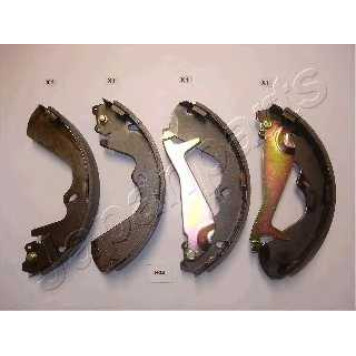 Комплект тормозных колодок задний для HYUNDAI GALLOPER(JK-01), H-1 <b>JAPANPARTS GF-H02AF</b>