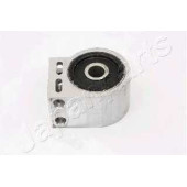 Кронштейн подушки рычага JAPANPARTS RU-C02