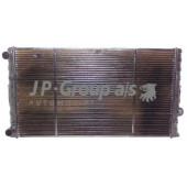 Радиатор охлаждения двигателя JP GROUP 1114203300
