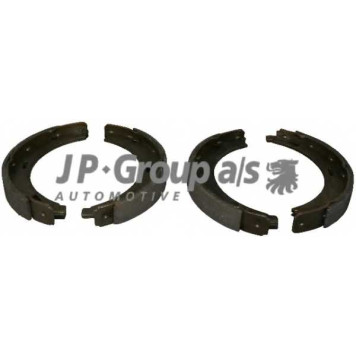 Комплект тормозных колодок задний для MERCEDES , 190, A, B, C, CABRIOLET, CLK, COUPE, E, KOMBI, SL, SLK <b>JP GROUP 1363900210</b>