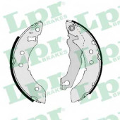 Комплект тормозных колодок для FORD ESCORT 81 Express(AVA), ESCORT(ABFT, ALD, AWA, AWF, GAA, GAF), ORION(AFD) <b>LPR 01390 / 81390</b>