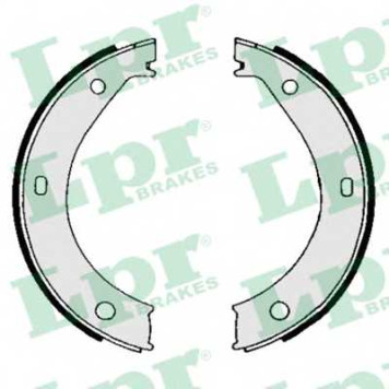 Комплект колодок стояночной тормозной системы LPR 84690 / 04690