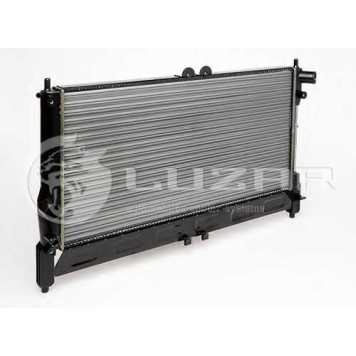 Радиатор охлаждения двигателя LUZAR LRc 0561