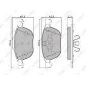Колодки тормозные дисковые передний для FORD C-MAX(DM2), FOCUS(DA#), KUGA / MAZDA 3(BK,BL), 5(CR19,CW), PREMACY(CP) / VOLVO C30, C70, S40(MS), V50(MW) <b>LYNXauto BD-3001</b>
