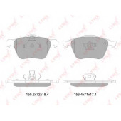 Колодки тормозные дисковые передний для VOLVO S60, S80(TS,XY), V70(SW), XC90 <b>LYNXauto BD-7818</b>