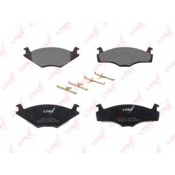 Колодки тормозные дисковые передний для SKODA OCTAVIA / VW CADDY, GOLF, JETTA, PASSAT, SANTANA, SCIROCCO, VENTO <b>LYNXauto BD-8004</b>-1