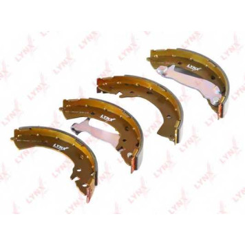 Комплект тормозных колодок задний для HYUNDAI GETZ(TB) <b>LYNXauto BS-3600</b>-1