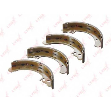 Комплект тормозных колодок задний <b>LYNXauto BS-4601</b>-1