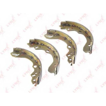 Комплект тормозных колодок задний для MAZDA 323 F(BJ), FAMILIA(BJ) <b>LYNXauto BS-5104</b>-1