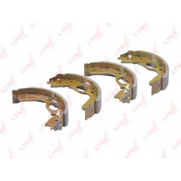 Комплект тормозных колодок задний для MITSUBISHI GALLOPER, L 300, L 400 / SPACE GEAR, L 400, PAJERO <b>LYNXauto BS-5505</b>-1