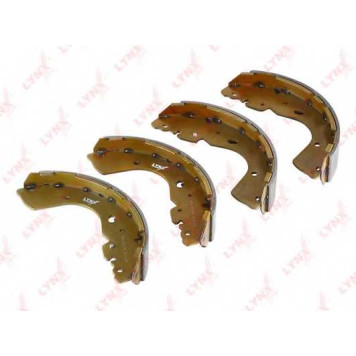 Комплект тормозных колодок задний для NISSAN NAVARA(D40) <b>LYNXauto BS-5719</b>
