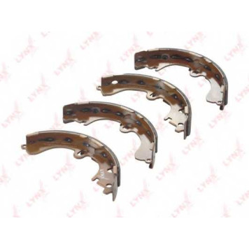 Комплект тормозных колодок задний для TOYOTA CALDINA, CELICA, COROLLA, RAUM, SPRINTER CARIB, SPRINTER <b>LYNXauto BS-7502</b>-1