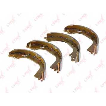 Комплект тормозных колодок задний для TOYOTA 4 RUNNER, HIACE, HILUX, LAND CRUISER 90, LAND CRUISER, LITEACE / VW TARO <b>LYNXauto BS-7517</b>-1
