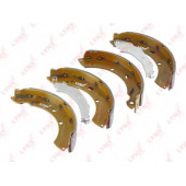 Комплект тормозных колодок задний для VW POLO <b>LYNXauto BS-8002</b>