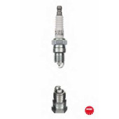 Свеча зажигания NGK UR5 / 2771