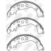Комплект тормозных колодок задний для TOYOTA ALLION, bB, CELICA, COROLLA, IQ, IST, PLATZ, PORTE, RAUM, WILL CYPHA, WILL VS, YARIS <b>NiBK FN2342</b>