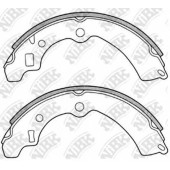 Комплект тормозных колодок задний для SUZUKI SAMURAI(SJ) <b>NiBK FN9921</b>