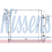 Радиатор охлаждения двигателя NISSENS 61017