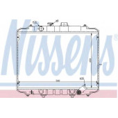 Радиатор охлаждения двигателя NISSENS 67034