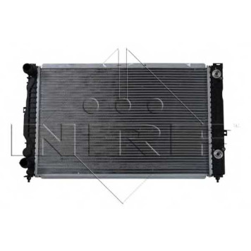 Радиатор охлаждения двигателя NRF 529504-1