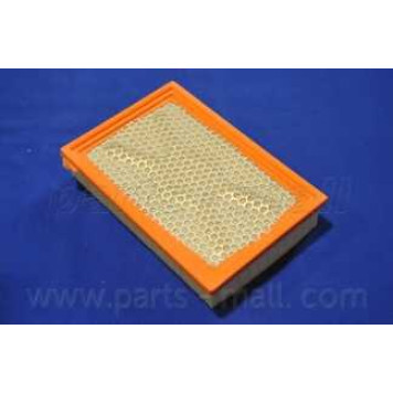 Фильтр воздушный PARTS-MALL PAD-009-2