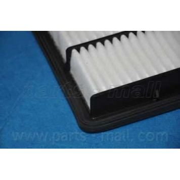 Фильтр воздушный PARTS-MALL PAG-057-1