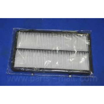 Фильтр салонный PARTS-MALL PAH-067-2