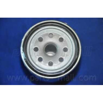 Фильтр масляный PARTS-MALL PBL-073-5