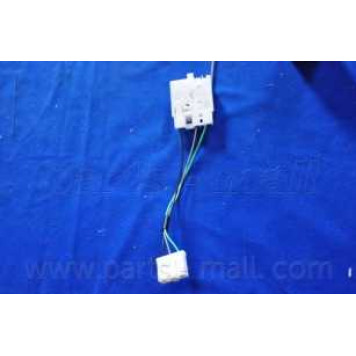Датчик запаса топлива PARTS-MALL PDA-507-3