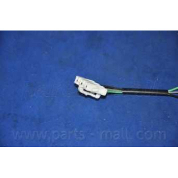 Датчик запаса топлива PARTS-MALL PDA-525-2