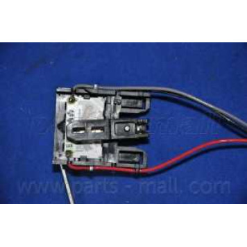 Датчик запаса топлива PARTS-MALL PDB-546-3