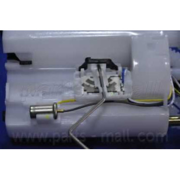 Топливный насос PARTS-MALL PDC-M009-3