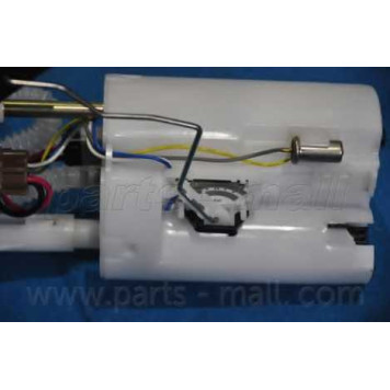 Топливный насос PARTS-MALL PDC-M011-8