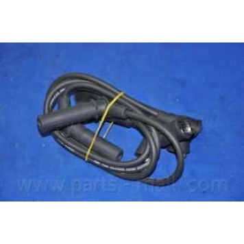 Комплект проводов зажигания PARTS-MALL PEC-E03-1