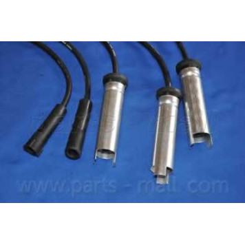 Комплект проводов зажигания PARTS-MALL PEC-E08-4