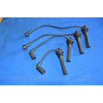 Комплект проводов зажигания PARTS-MALL PEC-E58