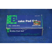 Колодки тормозные дисковые передний для HYUNDAI ACCENT(LC), GETZ(TB), LANTRA(J-1,J-2) <b>PARTS-MALL PKA-001</b>