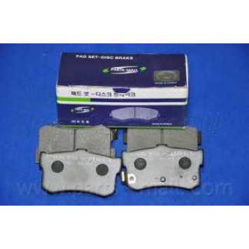 Колодки тормозные дисковые задний для HYUNDAI SONATA(Y-2,Y-3) <b>PARTS-MALL PKA-010</b>-1