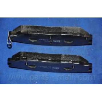 Колодки тормозные дисковые передний для SSANGYONG ACTYON SPORTS(QJ), ACTYON, KYRON, REXTON(GAB#) <b>PARTS-MALL PKA-027</b>-3