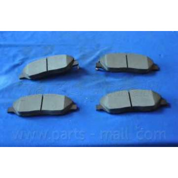 Колодки тормозные дисковые передний для HYUNDAI EQUUS / CENTENNIAL, GENESIS(BH), SANTA FE(DM) <b>PARTS-MALL PKA-035</b>-2