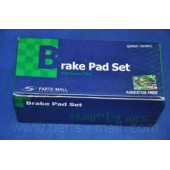 Колодки тормозные дисковые передний <b>PARTS-MALL PKA-036</b>