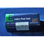 Колодки тормозные дисковые передний для HYUNDAI COUPE(GK), SONATA(EF,NF), TUCSON(JM) / KIA SPORTAGE(JE#,KM#) <b>PARTS-MALL PKA-E04</b>