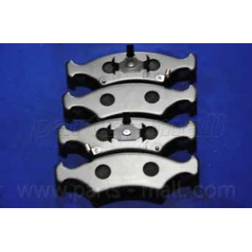 Колодки тормозные дисковые передний для KIA SEPHIA(FA) <b>PARTS-MALL PKB-005</b>-1
