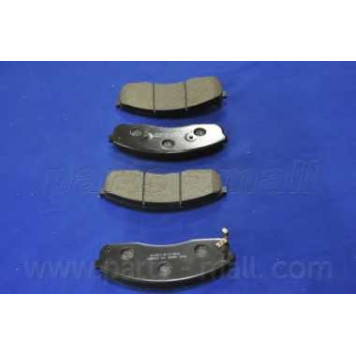 Колодки тормозные дисковые передний <b>PARTS-MALL PKB-013</b>-2