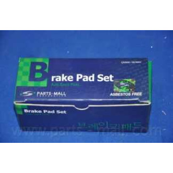 Колодки тормозные дисковые передний <b>PARTS-MALL PKB-015</b>