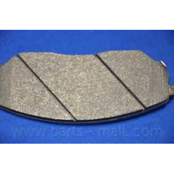 Колодки тормозные дисковые передний <b>PARTS-MALL PKB-020</b>-2
