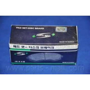 Колодки тормозные дисковые передний для KIA BONGO <b>PARTS-MALL PKB-025</b>