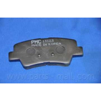 Колодки тормозные дисковые задний для KIA OPTIMA, RIO(UB) <b>PARTS-MALL PKB-037</b>-3