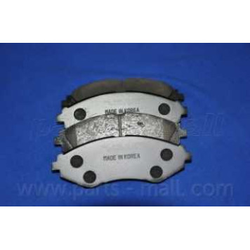 Колодки тормозные дисковые передний для CHEVROLET KALOS / DAEWOO KALOS(KLAS), LANOS(KLAT), NUBIRA(KLAJ), PRINCE(J19) <b>PARTS-MALL PKC-003</b>
